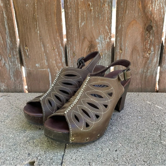 DANKSO Women’s Brown Leather Open Toe Platform Chunky Heel Size 37 - Picture 3 of 11